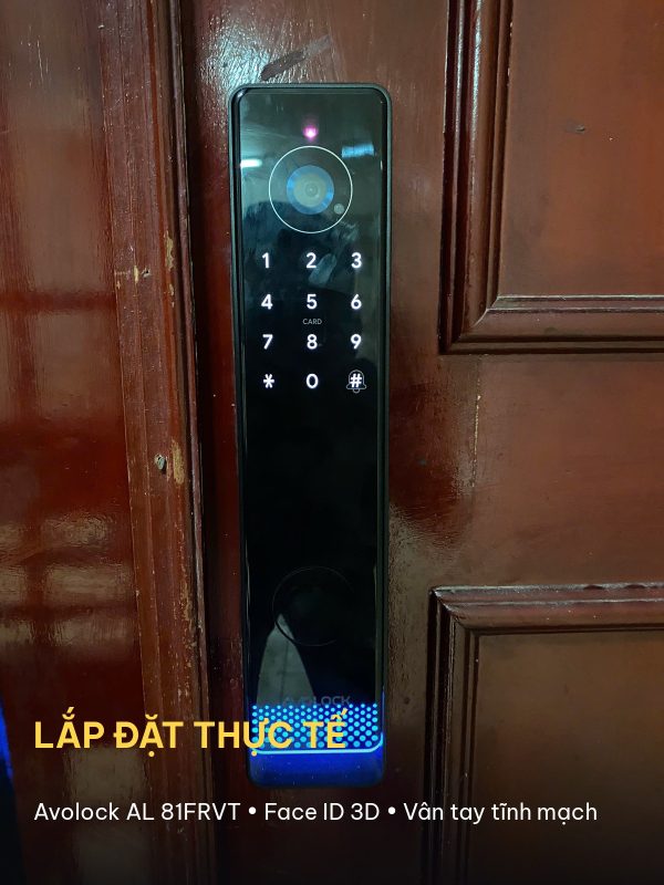 Lắp đặt thực tế khóa Avolock AL 81FRVT trên cửa gỗ — Face ID 3D và vân tay tĩnh mạch